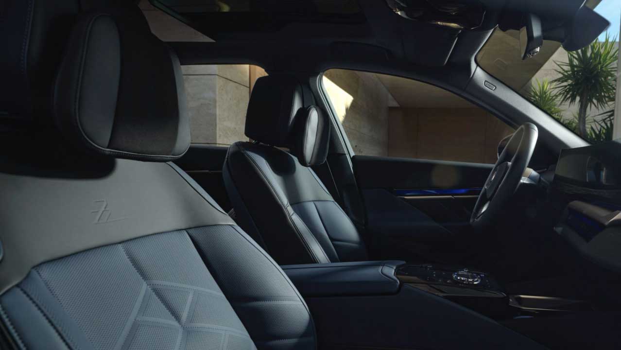 “油电双开” 开启BMW 5系“智能豪华”新起点(图11) “油电双开” 开启BMW 5系“智能豪华”新起点(图11)